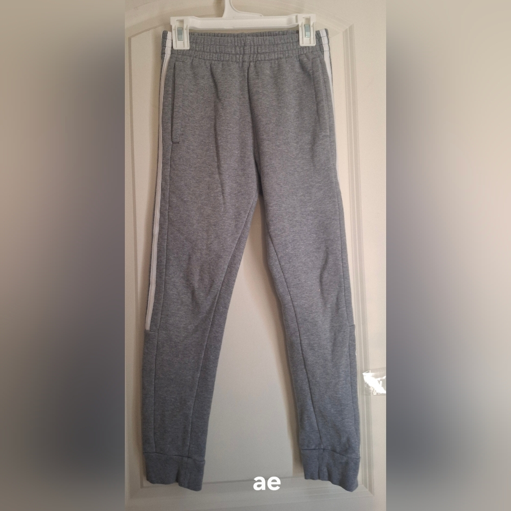 Adidas Aeroready 3-striped Gray Kids Jogger sweatpants Athletic Pants Sz 7/8